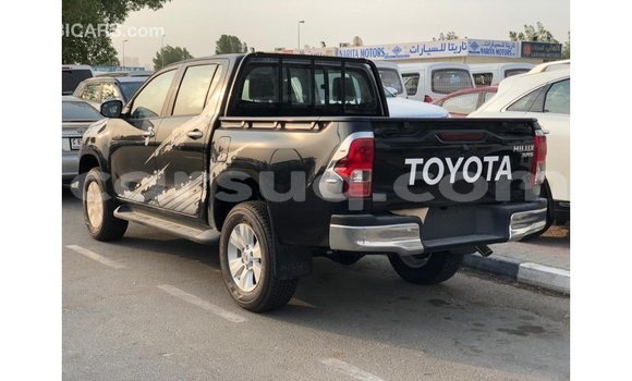 Acheter Import Voiture Toyota Hilux Noir à Import - Dubai, Barh el Gazel Acheter Import Voiture Toyota Hilux Noir à Import - Dubai, Barh el Gazel