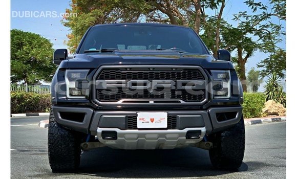 Acheter Import Voiture Ford Club Wagon Noir à Import - Dubai, Barh el Gazel Acheter Import Voiture Ford Club Wagon Noir à Import - Dubai, Barh el Gazel