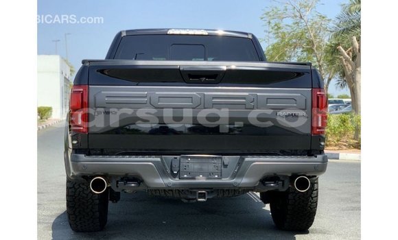 Acheter Import Voiture Ford Club Wagon Noir à Import - Dubai, Barh el Gazel Acheter Import Voiture Ford Club Wagon Noir à Import - Dubai, Barh el Gazel