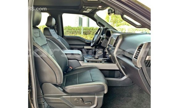 Acheter Import Voiture Ford Club Wagon Noir à Import - Dubai, Barh el Gazel Acheter Import Voiture Ford Club Wagon Noir à Import - Dubai, Barh el Gazel