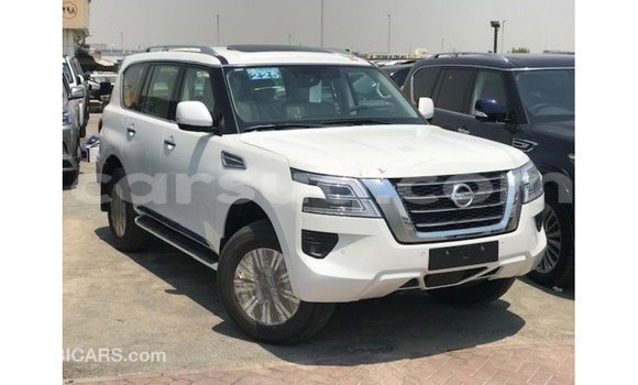 Acheter Import Voiture Nissan Patrol Blanc à Import - Dubai, Barh el Gazel Acheter Import Voiture Nissan Patrol Blanc à Import - Dubai, Barh el Gazel