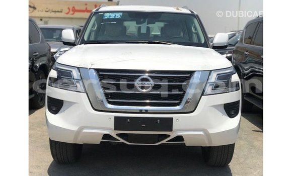 Acheter Import Voiture Nissan Patrol Blanc à Import - Dubai, Barh el Gazel Acheter Import Voiture Nissan Patrol Blanc à Import - Dubai, Barh el Gazel
