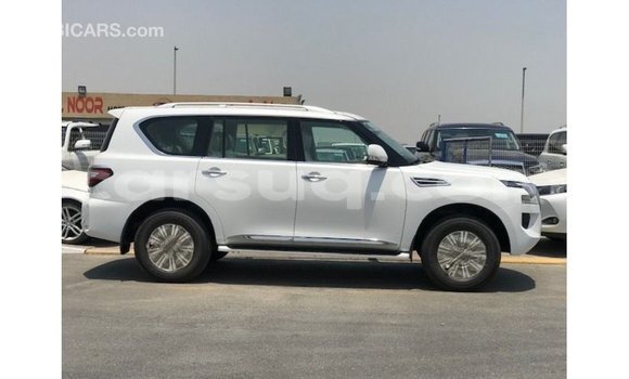 Acheter Import Voiture Nissan Patrol Blanc à Import - Dubai, Barh el Gazel Acheter Import Voiture Nissan Patrol Blanc à Import - Dubai, Barh el Gazel