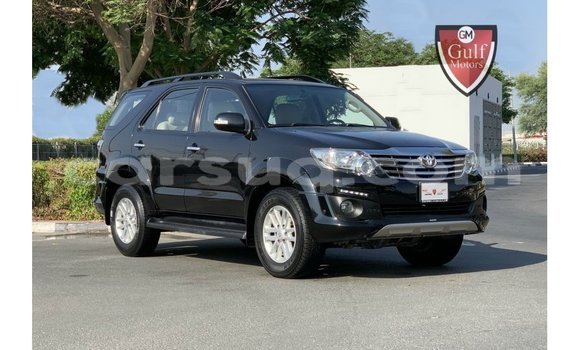 Acheter Import Voiture Toyota Fortuner Noir à Import - Dubai, Barh el Gazel