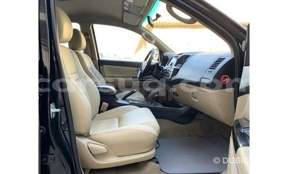 Acheter Import Voiture Toyota Fortuner Noir à Import - Dubai, Barh el Gazel Acheter Import Voiture Toyota Fortuner Noir à Import - Dubai, Barh el Gazel