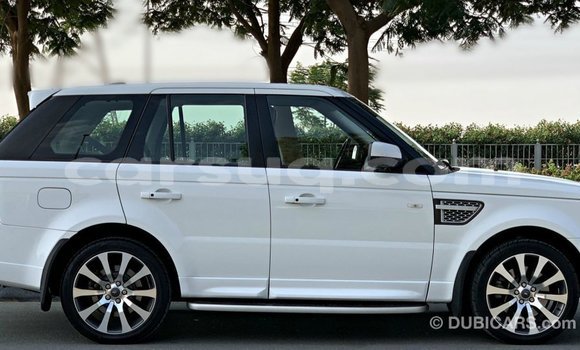 Buy Import Land Rover Range Rover White Car in Import - Dubai in Barh el Gazel Buy Import Land Rover Range Rover White Car in Import - Dubai in Barh el Gazel