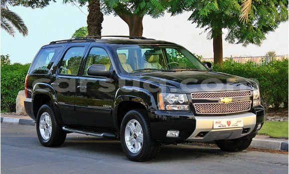 Acheter Import Voiture Chevrolet Tahoe Noir à Import - Dubai, Barh el Gazel