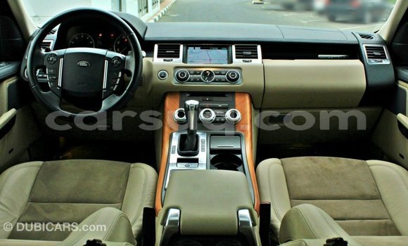 Buy Import Land Rover Range Rover Blue Car in Import - Dubai in Barh el Gazel Buy Import Land Rover Range Rover Blue Car in Import - Dubai in Barh el Gazel
