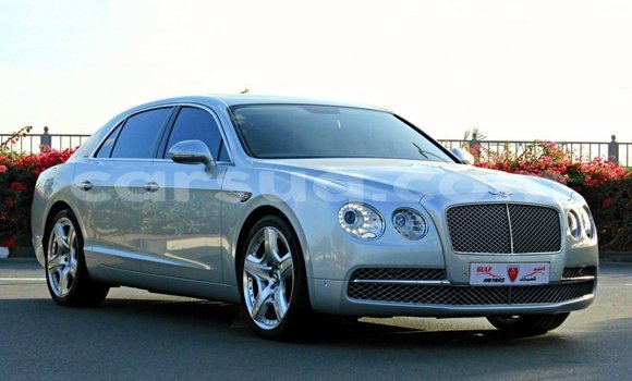 Acheter Import Voiture Bentley Flying Spur Autre à Import - Dubai, Barh el Gazel