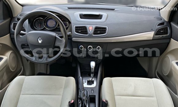 Acheter Import Voiture Renault Fluence Blanc à Import - Dubai, Barh el Gazel Acheter Import Voiture Renault Fluence Blanc à Import - Dubai, Barh el Gazel