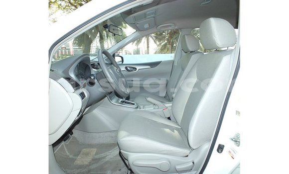 Acheter Import Voiture Nissan Tiida Blanc à Import - Dubai, Barh el Gazel Acheter Import Voiture Nissan Tiida Blanc à Import - Dubai, Barh el Gazel