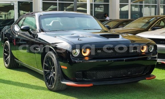 Acheter Import Voiture Dodge Challenger Noir à Import - Dubai, Barh el Gazel