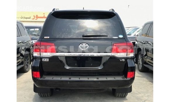 Acheter Import Voiture Toyota Land Cruiser Noir à Import - Dubai, Barh el Gazel Acheter Import Voiture Toyota Land Cruiser Noir à Import - Dubai, Barh el Gazel