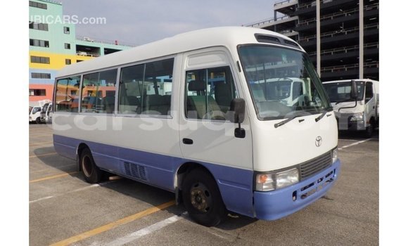 Acheter Import Voiture Toyota Coaster Blanc à Import - Dubai, Barh el Gazel Acheter Import Voiture Toyota Coaster Blanc à Import - Dubai, Barh el Gazel