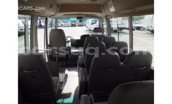 Acheter Import Voiture Toyota Coaster Blanc à Import - Dubai, Barh el Gazel Acheter Import Voiture Toyota Coaster Blanc à Import - Dubai, Barh el Gazel