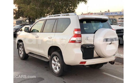 Acheter Import Voiture Toyota Prado Blanc à Import - Dubai, Barh el Gazel Acheter Import Voiture Toyota Prado Blanc à Import - Dubai, Barh el Gazel