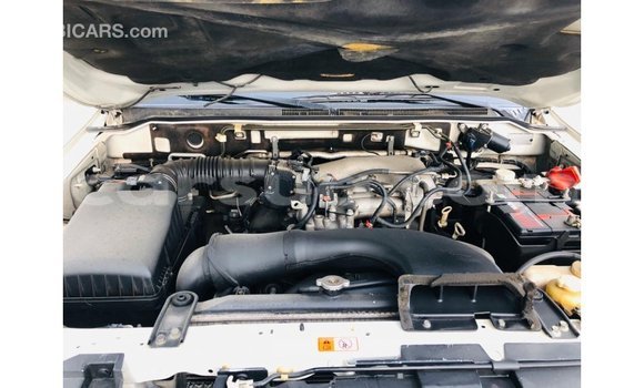 Acheter Import Voiture Mitsubishi Pajero Blanc à Import - Dubai, Barh el Gazel Acheter Import Voiture Mitsubishi Pajero Blanc à Import - Dubai, Barh el Gazel