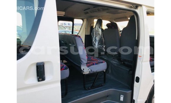 Acheter Import Voiture Toyota Hiace Blanc à Import - Dubai, Barh el Gazel Acheter Import Voiture Toyota Hiace Blanc à Import - Dubai, Barh el Gazel