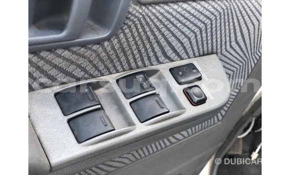 Acheter Import Voiture Toyota Land Cruiser Blanc à Import - Dubai, Barh el Gazel Acheter Import Voiture Toyota Land Cruiser Blanc à Import - Dubai, Barh el Gazel