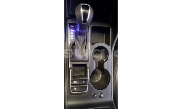 Acheter Import Voiture Hyundai Tucson Blanc à Import - Dubai, Barh el Gazel Acheter Import Voiture Hyundai Tucson Blanc à Import - Dubai, Barh el Gazel