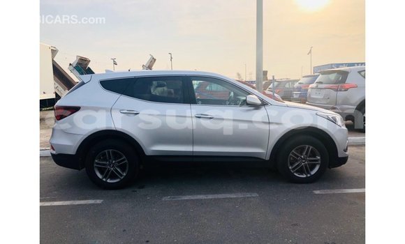 Buy Import Hyundai Santa Fe Other Car in Import - Dubai in Barh el Gazel Buy Import Hyundai Santa Fe Other Car in Import - Dubai in Barh el Gazel