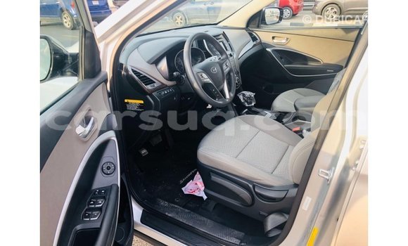 Buy Import Hyundai Santa Fe Other Car in Import - Dubai in Barh el Gazel Buy Import Hyundai Santa Fe Other Car in Import - Dubai in Barh el Gazel