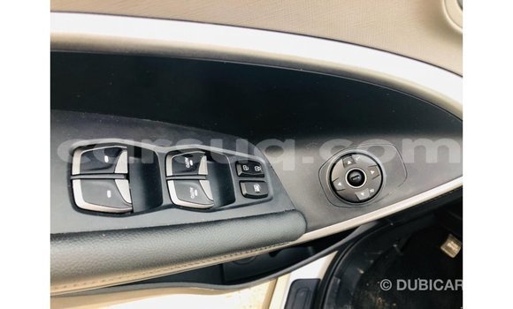 Buy Import Hyundai Santa Fe Other Car in Import - Dubai in Barh el Gazel Buy Import Hyundai Santa Fe Other Car in Import - Dubai in Barh el Gazel