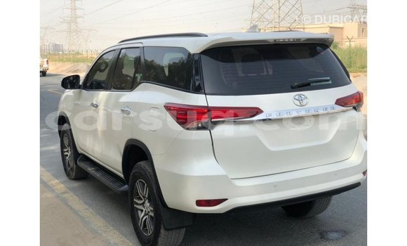 Buy Import Toyota Fortuner White Car in Import - Dubai in Barh el Gazel Buy Import Toyota Fortuner White Car in Import - Dubai in Barh el Gazel