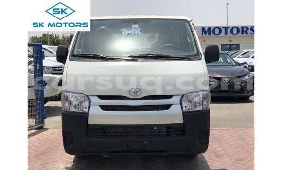 Acheter Import Voiture Toyota Hiace Blanc à Import - Dubai, Barh el Gazel Acheter Import Voiture Toyota Hiace Blanc à Import - Dubai, Barh el Gazel