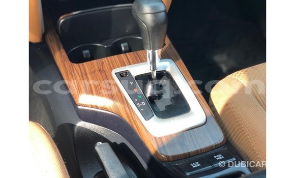 Acheter Import Voiture Toyota Fortuner Blanc à Import - Dubai, Barh el Gazel Acheter Import Voiture Toyota Fortuner Blanc à Import - Dubai, Barh el Gazel