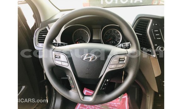 Acheter Import Voiture Hyundai Santa Fe Noir à Import - Dubai, Barh el Gazel Acheter Import Voiture Hyundai Santa Fe Noir à Import - Dubai, Barh el Gazel