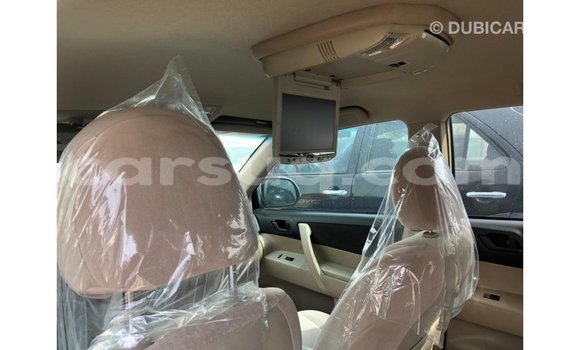 Acheter Import Voiture Toyota Highlander Bleu à Import - Dubai, Barh el Gazel Acheter Import Voiture Toyota Highlander Bleu à Import - Dubai, Barh el Gazel