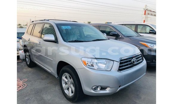 Acheter Import Voiture Toyota Highlander Autre à Import - Dubai, Barh el Gazel Acheter Import Voiture Toyota Highlander Autre à Import - Dubai, Barh el Gazel