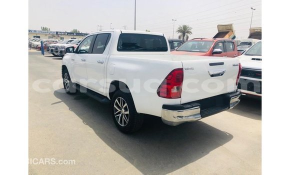 Buy Import Toyota Hilux White Car in Import - Dubai in Barh el Gazel Buy Import Toyota Hilux White Car in Import - Dubai in Barh el Gazel