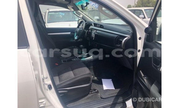 Buy Import Toyota Hilux White Car in Import - Dubai in Barh el Gazel Buy Import Toyota Hilux White Car in Import - Dubai in Barh el Gazel
