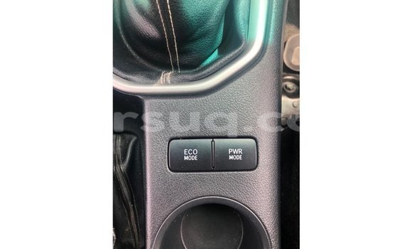 Buy Import Toyota Hilux White Car in Import - Dubai in Barh el Gazel Buy Import Toyota Hilux White Car in Import - Dubai in Barh el Gazel