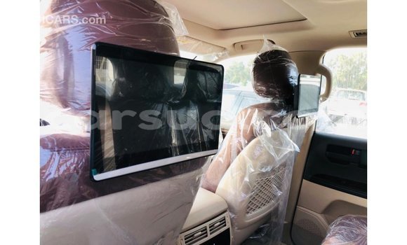 Acheter Import Voiture Toyota Land Cruiser Noir à Import - Dubai, Barh el Gazel Acheter Import Voiture Toyota Land Cruiser Noir à Import - Dubai, Barh el Gazel