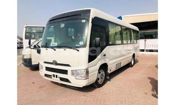 Acheter Import Voiture Toyota Coaster Blanc à Import - Dubai, Barh el Gazel Acheter Import Voiture Toyota Coaster Blanc à Import - Dubai, Barh el Gazel