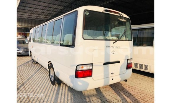 Acheter Import Voiture Toyota Coaster Blanc à Import - Dubai, Barh el Gazel Acheter Import Voiture Toyota Coaster Blanc à Import - Dubai, Barh el Gazel