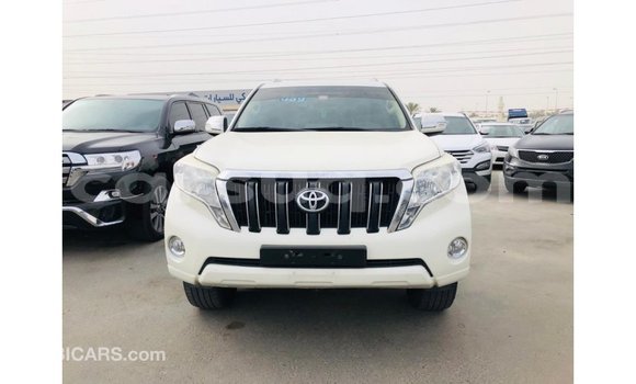 Acheter Import Voiture Toyota Prado Blanc à Import - Dubai, Barh el Gazel Acheter Import Voiture Toyota Prado Blanc à Import - Dubai, Barh el Gazel