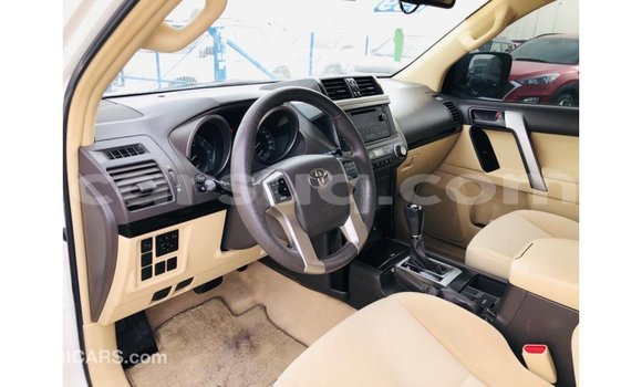 Acheter Import Voiture Toyota Prado Blanc à Import - Dubai, Barh el Gazel Acheter Import Voiture Toyota Prado Blanc à Import - Dubai, Barh el Gazel