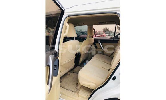 Acheter Import Voiture Toyota Prado Blanc à Import - Dubai, Barh el Gazel Acheter Import Voiture Toyota Prado Blanc à Import - Dubai, Barh el Gazel