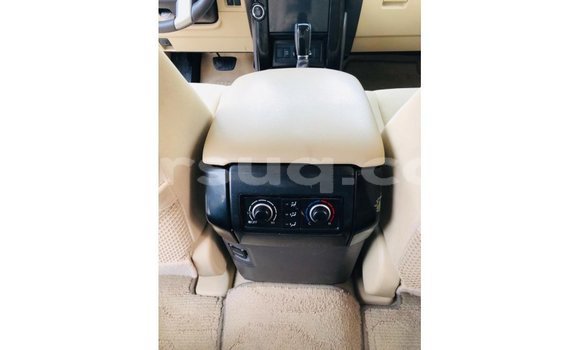 Acheter Import Voiture Toyota Prado Blanc à Import - Dubai, Barh el Gazel Acheter Import Voiture Toyota Prado Blanc à Import - Dubai, Barh el Gazel