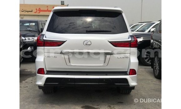 Acheter Import Voiture Lexus LX Blanc à Import - Dubai, Barh el Gazel Acheter Import Voiture Lexus LX Blanc à Import - Dubai, Barh el Gazel