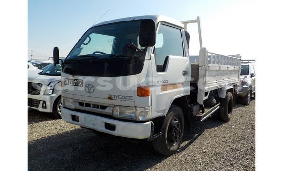 Acheter Import Voiture Toyota Dyna Blanc à Import - Dubai, Barh el Gazel Acheter Import Voiture Toyota Dyna Blanc à Import - Dubai, Barh el Gazel