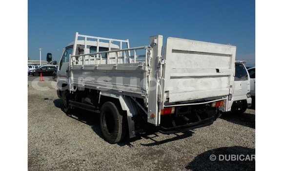 Acheter Import Voiture Toyota Dyna Blanc à Import - Dubai, Barh el Gazel Acheter Import Voiture Toyota Dyna Blanc à Import - Dubai, Barh el Gazel