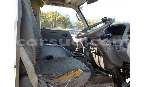 Acheter Import Voiture Toyota Dyna Blanc à Import - Dubai, Barh el Gazel Acheter Import Voiture Toyota Dyna Blanc à Import - Dubai, Barh el Gazel