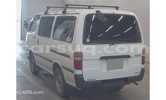 Acheter Import Voiture Toyota Hiace Blanc à Import - Dubai, Barh el Gazel Acheter Import Voiture Toyota Hiace Blanc à Import - Dubai, Barh el Gazel