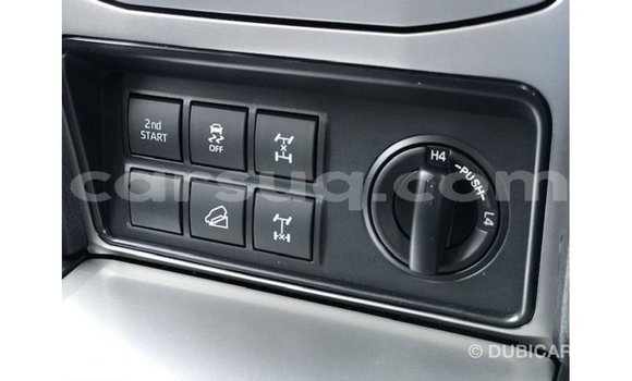 Acheter Import Voiture Toyota Prado Autre à Import - Dubai, Barh el Gazel Acheter Import Voiture Toyota Prado Autre à Import - Dubai, Barh el Gazel