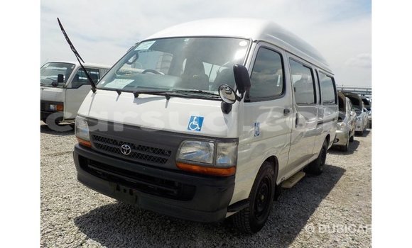 Acheter Import Voiture Toyota Hiace Blanc à Import - Dubai, Barh el Gazel Acheter Import Voiture Toyota Hiace Blanc à Import - Dubai, Barh el Gazel